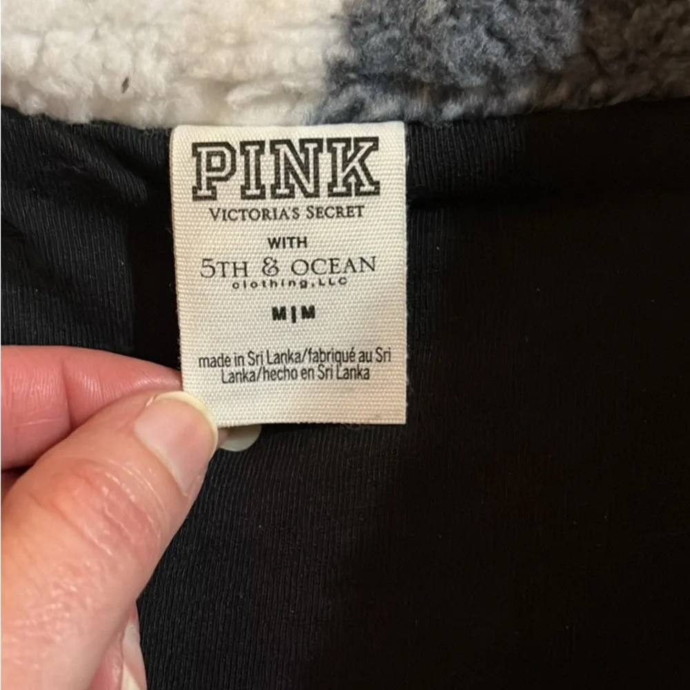 Checkered Sherpa Vest with Embroidered A&M Logo sz Medium Victoria Secret Pink - Picture 5 of 6